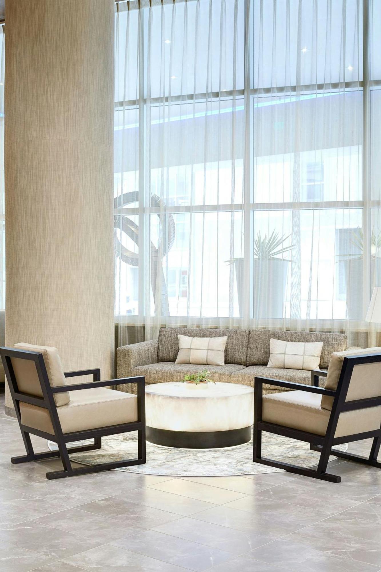 Ac Hotel By Marriott Dallas Downtown Exterior photo